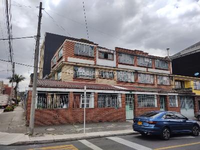 Casa de 5 alcobas en venta en Jose Joaquin Vargas, Bogotá, 402 m² · foto 5 de 19