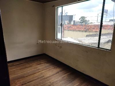 Casa de 5 alcobas en venta en Jose Joaquin Vargas, Bogotá, 402 m² · foto 17 de 19
