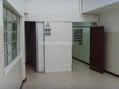 Casa de 5 alcobas en venta en San Carlos, Bogotá, 342 m² · foto 8 de 20