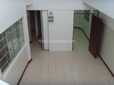 Casa de 5 alcobas en venta en San Carlos, Bogotá, 342 m² · foto 10 de 20