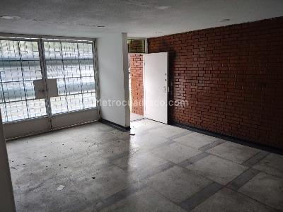 Casa de 5 alcobas en venta en Palermo, Bogotá, 303 m² · foto 3 de 20