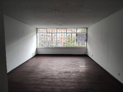 Casa de 5 alcobas en venta en Palermo, Bogotá, 303 m² · foto 13 de 20