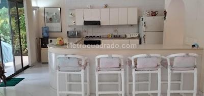 Casa de 4 alcobas en venta en El Peñon, Girardot, 250 m² · foto 4 de 10