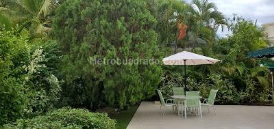 Casa de 4 alcobas en venta en El Peñon, Girardot, 250 m² · foto 8 de 10