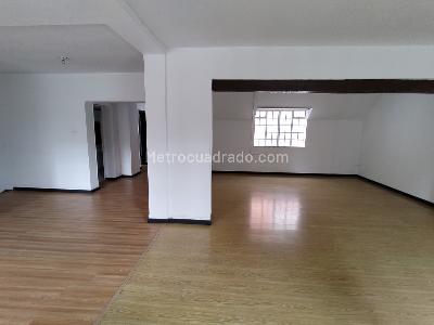 Casa en venta en Quinta Camacho, Bogotá · foto 10 de 19