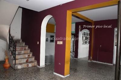 Casa de 5 alcobas en venta en Marly, Bogotá, 555 m² · foto 3 de 18