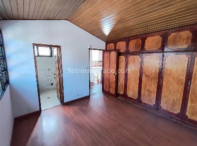 Casa de 5 alcobas en venta en El Contador, Bogotá, 282 m² · foto 16 de 20