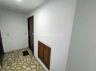 Apartamento de 2 alcobas en venta en El Batán, Bogotá, 68 m² · foto 4 de 20