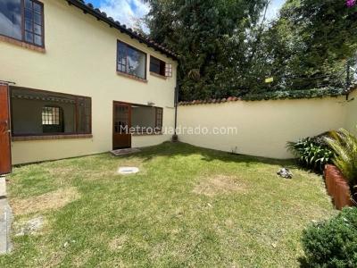 Casa de 3 alcobas en venta en Santa Ana Occidental, Bogotá, 229 m² · foto 6 de 20