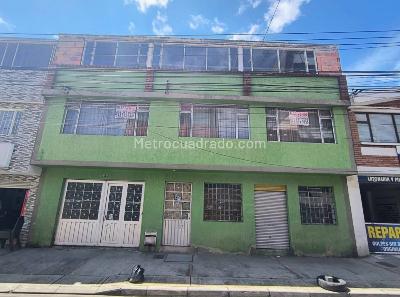 Casa de 5 alcobas en venta en Ciudad Jardin Norte, Bogotá, 341 m² · foto 2 de 20