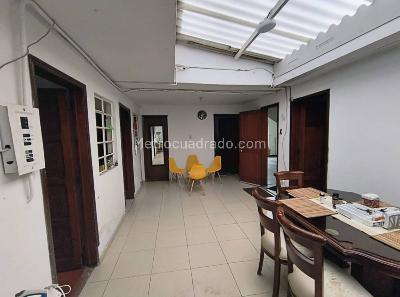 Casa de 5 alcobas en venta en Ciudad Jardin Norte, Bogotá, 341 m² · foto 7 de 20