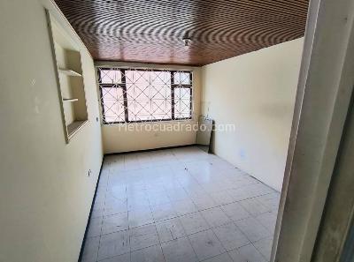 Casa de 5 alcobas en venta en Nicolas De Federman, Bogotá, 467 m² · foto 17 de 19