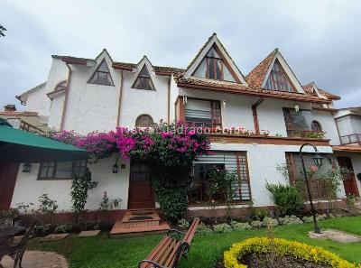 Casa en venta en San Jose De Bavaria, Bogotá · foto 2 de 20