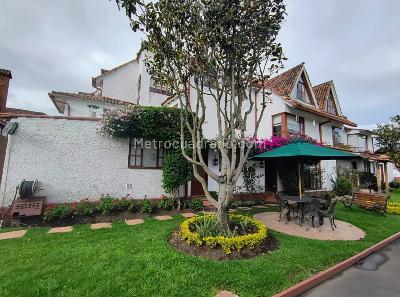 Casa en venta en San Jose De Bavaria, Bogotá · foto 3 de 20