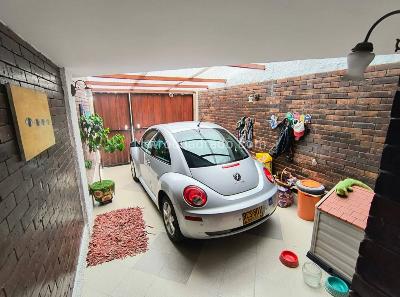 Casa en venta en San Jose De Bavaria, Bogotá · foto 4 de 20