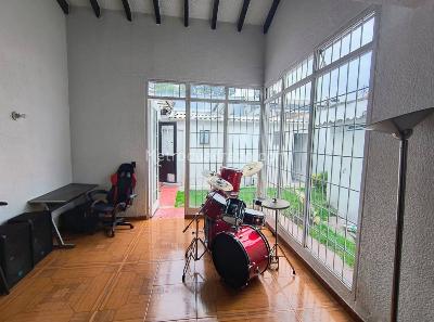 Casa de 5 alcobas en venta en Santa Margarita, Bogotá, 252 m² · foto 11 de 20