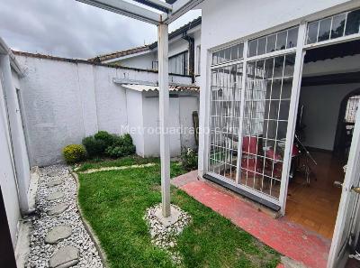 Casa de 5 alcobas en venta en Santa Margarita, Bogotá, 252 m² · foto 13 de 20