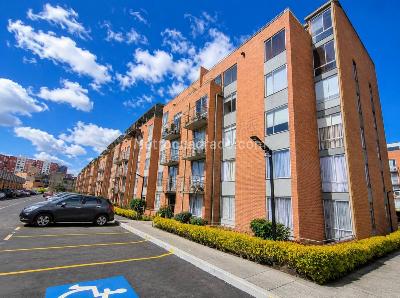 Apartamento de 4 alcobas en venta en San Antonio Noroccidental, Bogotá, 89 m² · foto 2 de 20