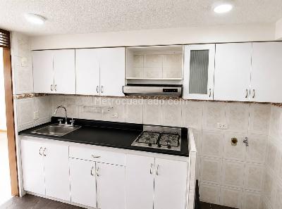 Apartamento de 4 alcobas en venta en San Antonio Noroccidental, Bogotá, 89 m² · foto 10 de 20