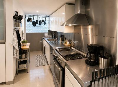 Apartamento de 4 alcobas en venta en Chico, Bogotá, 159 m² · foto 13 de 20