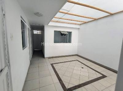 Casa de 5 alcobas en venta en Bosque Popular, Bogotá, 287 m² · foto 5 de 20