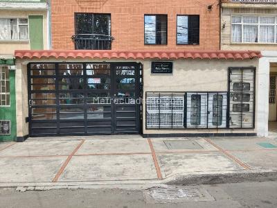 Apartamento en arriendo en Florencia Afidro, Bogotá · foto 2 de 20