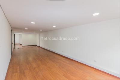 Local Comercial en Arriendo, La Castellana, Bogotá D.C.