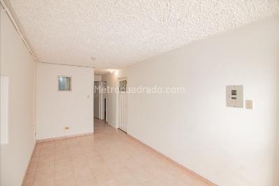 Apartamento de 3 alcobas en arriendo en Carvajal, Bogotá, 80 m² · foto 3 de 17