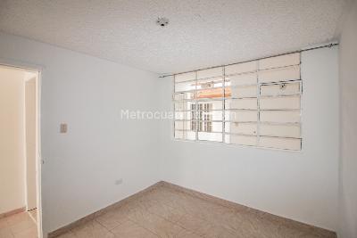 Apartamento de 3 alcobas en arriendo en Carvajal, Bogotá, 80 m² · foto 8 de 17