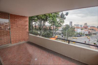 Apartamento de 3 alcobas en venta en Banco Central, Bogotá, 77 m² · foto 15 de 19
