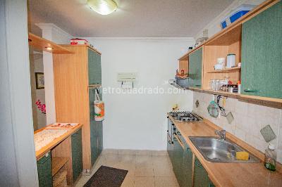 Apartamento de 3 alcobas en venta en Banco Central, Bogotá, 77 m² · foto 4 de 19