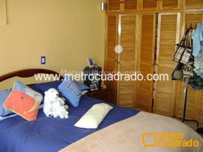 Casa de 3 alcobas en venta en Santa Margarita, Bogotá, 301 m² · foto 3 de 19