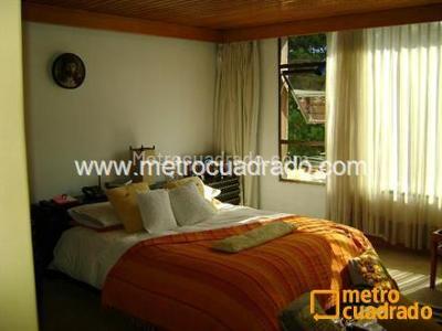 Casa de 3 alcobas en venta en Santa Margarita, Bogotá, 301 m² · foto 4 de 19