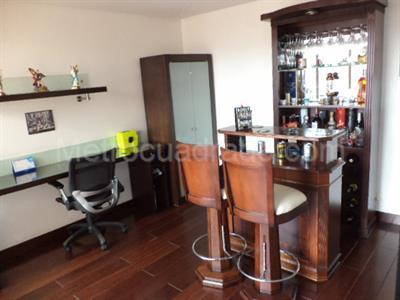 Apartamento de 3 alcobas en venta en Ciudad Salitre Salitre Alto, Bogotá, 168 m² · foto 3 de 20