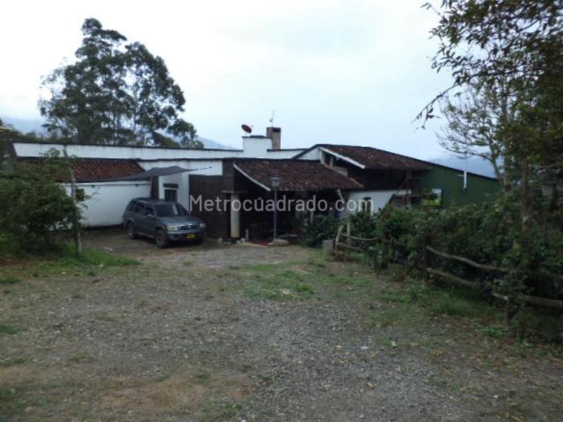 Finca En Arriendo, VEREDA LLANO GRANDE