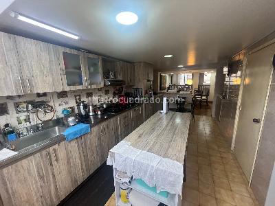 Casa de 4 alcobas en venta en La Floresta, Bogotá, 240 m² · foto 7 de 20