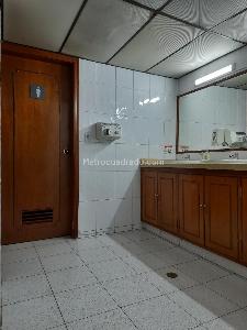 Casa de 5 alcobas en venta en Niza Antigua, Bogotá, 441 m² · foto 9 de 20