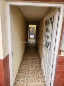 Casa en venta en Los Libertadores, Bogotá · foto 2 de 18