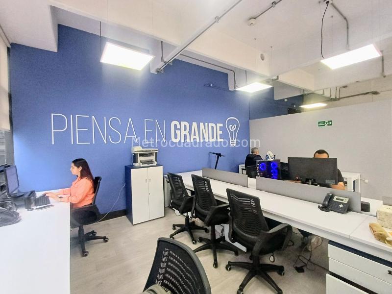 Oficina en Venta, CHICO RESERVADO, Bogotá D.C. - Więcej