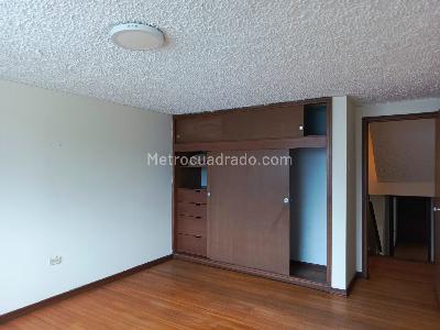 Apartamento de 3 alcobas en venta en La Castellana, Bogotá, 190 m² · foto 11 de 18