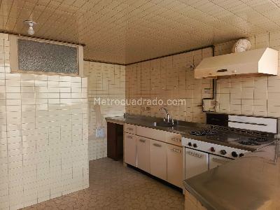 Apartamento de 3 alcobas en venta en La Castellana, Bogotá, 190 m² · foto 14 de 18