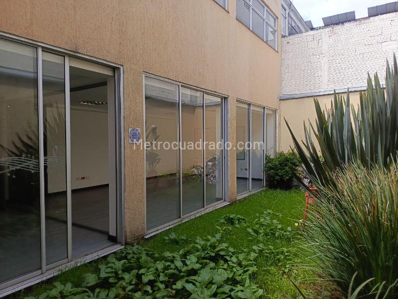 Edificio de Oficinas en Venta, CAMPIN, Bogotá D.C. – další