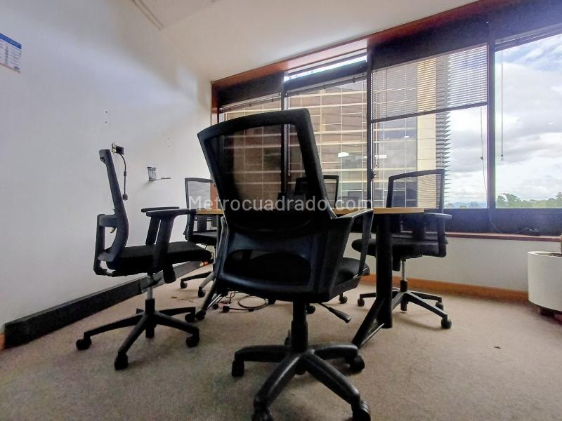 Oficina en Arriendo, CIUDAD SALITRE, Bogotá D.C. - Más