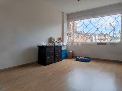 Apartamento de 3 alcobas en venta en La Magdalena, Bogotá, 81 m² · foto 11 de 20