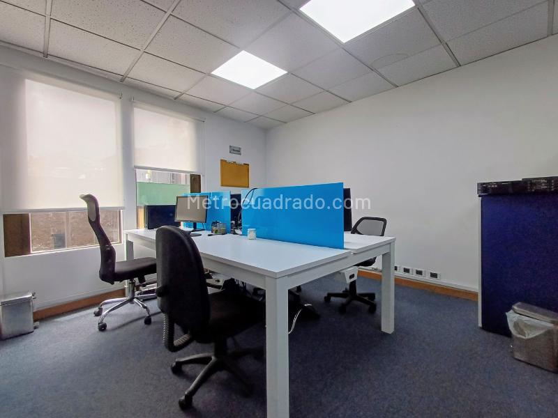 Oficina en Arriendo, CENTRO COMERCIAL ANDINO, Bogotá D.C. - Más