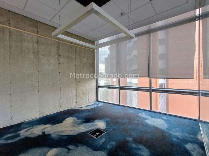 Oficina en Arriendo, CHICO LA CABRERA, Bogotá D.C. - Más