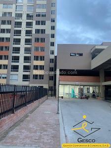 Apartamento en arriendo en San Pablo Fontibon, Bogotá · foto 2 de 20