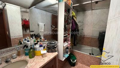 Apartamento en venta en Quinta Paredes, Bogotá · foto 10 de 20