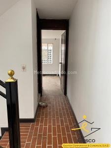 Casa de 3 alcobas en venta en Aures Ii, Bogotá, 100 m² · foto 7 de 20