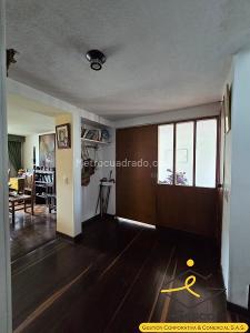Casa de 4 alcobas en venta en Pontevedra, Bogotá, 238 m² · foto 2 de 20
